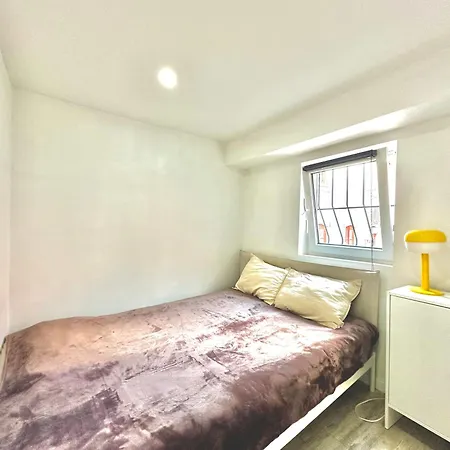 Apartment Cozy Tiny House